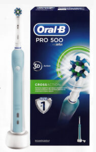 Četkica za zube Oral B PRO 500, “pametna” četkica za zube koja daje povratnu informaciju o individualnoj tehnici pranja.